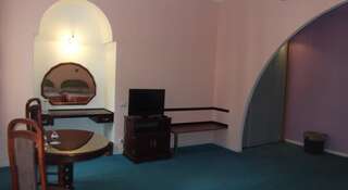 Апартаменты Коралл - Студии №68 Санкт-Петербург Улучшенная двухместная комната с 2 отдельными кроватями-5